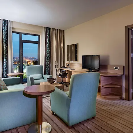 Dosso Dossi & Golden Horn Κωνσταντινούπολη