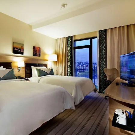 Dosso Dossi & Golden Horn