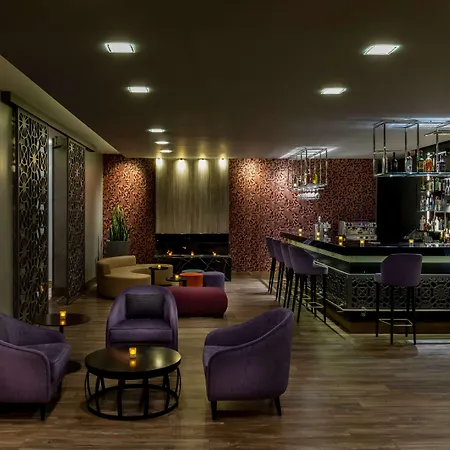 Dosso Dossi & Golden Horn イスタンブール