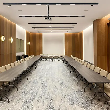 Dosso Dossi & Golden Horn 5*