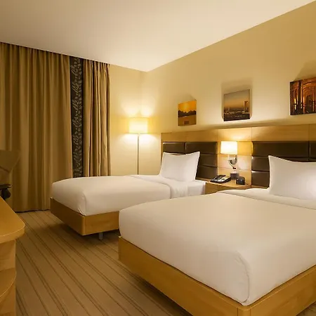 Dosso Dossi & Golden Horn 5*