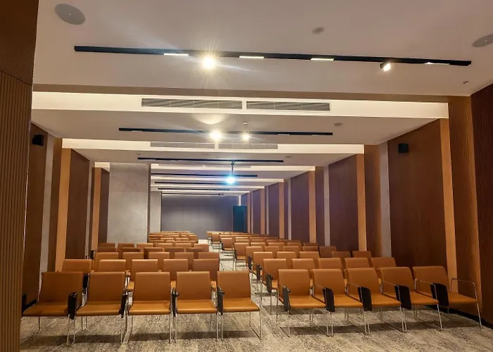 Отель Dosso Dossi & Golden Horn 5*