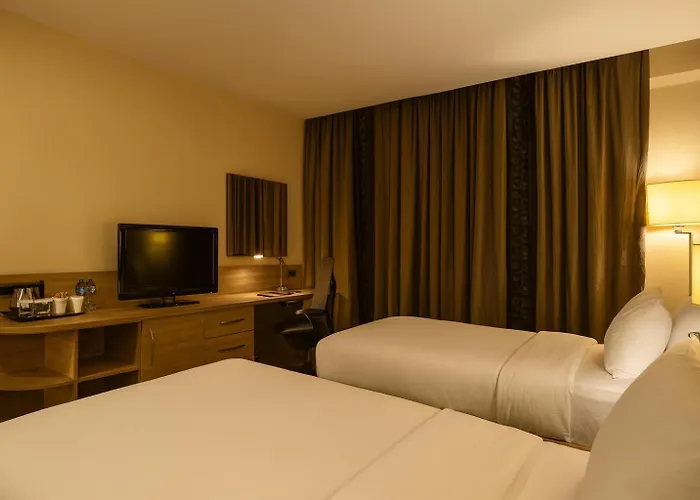 Dosso Dossi & Golden Horn Отель